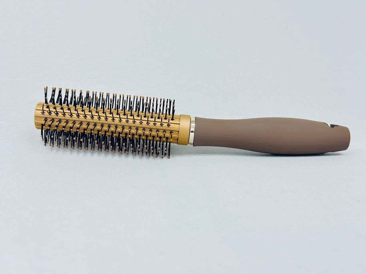 Round Hair Brush for Blow Drying – Anti-Static Styling Brush with Soft Bristles for Smooth & Voluminous Hair